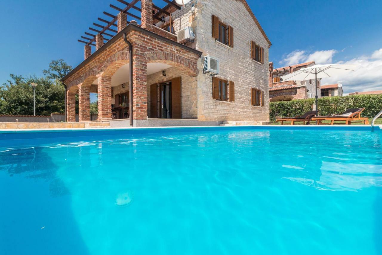 Villa Maja Svetvincenat Exterior photo