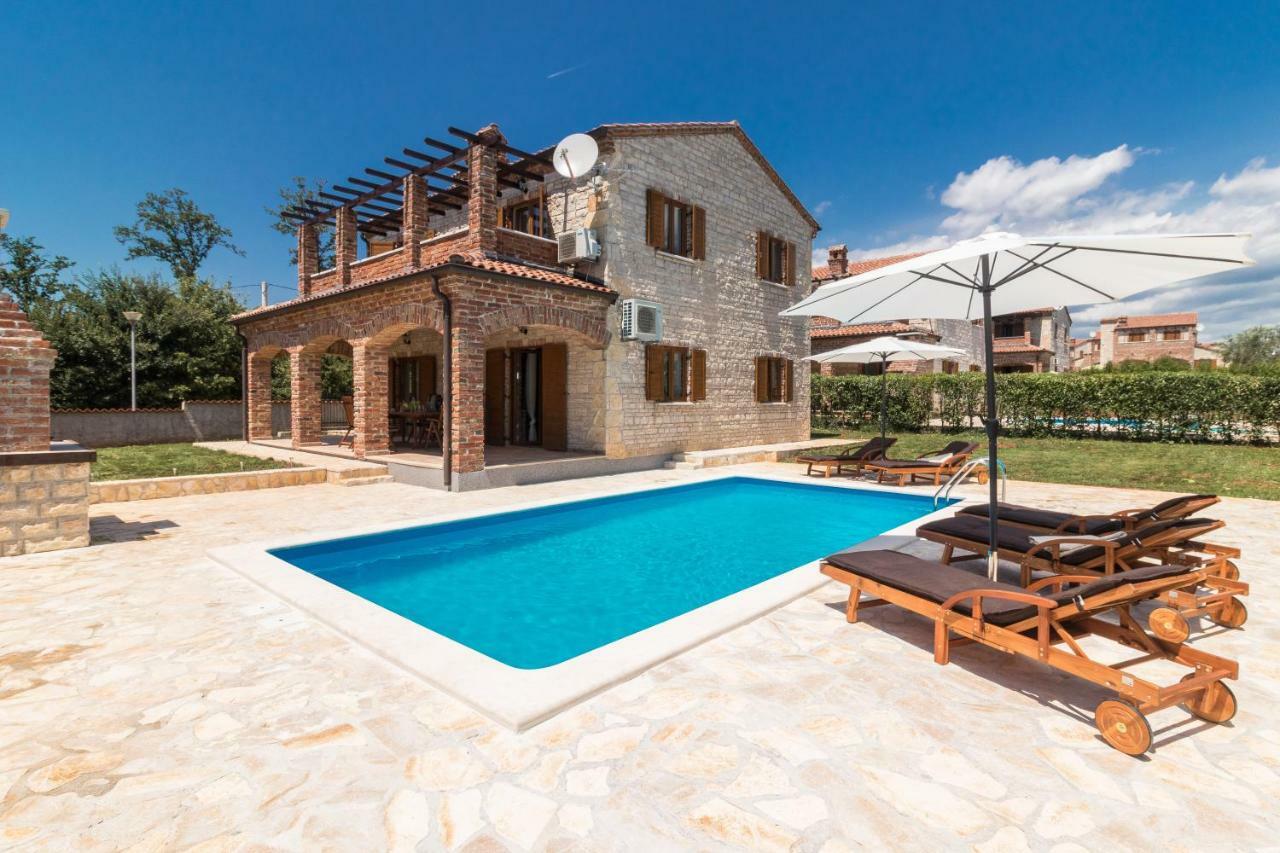 Villa Maja Svetvincenat Exterior photo