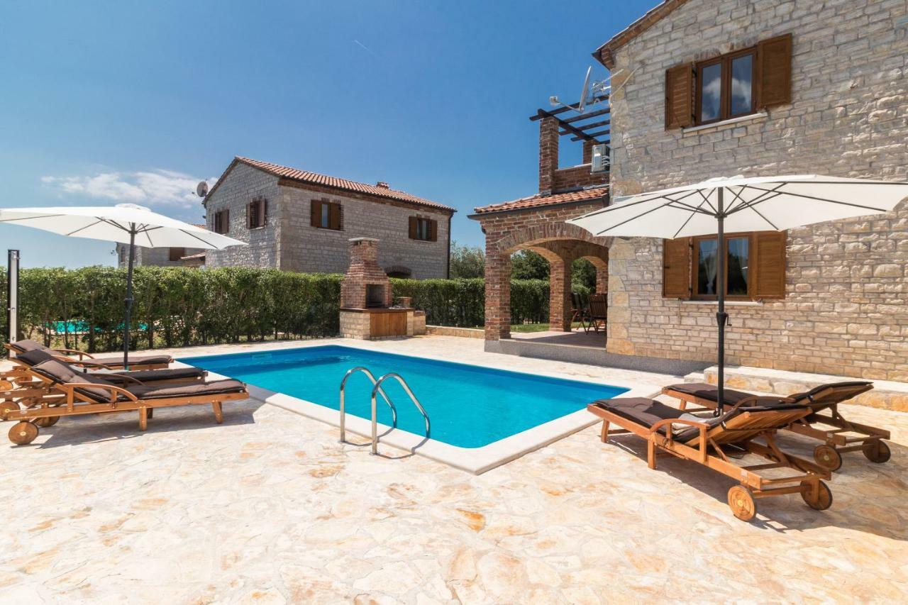 Villa Maja Svetvincenat Exterior photo